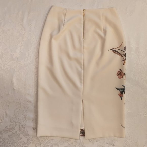 Antonio Melani Cedric Floral Pencil Skirt Size 4 NWT - Picture 9 of 16